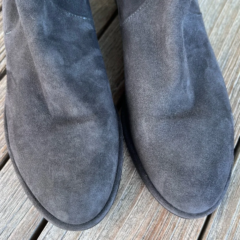 Stuart Weitzman Lowland Suede Over The Knee Boots Size 7.5M Gray Stretch Spain
